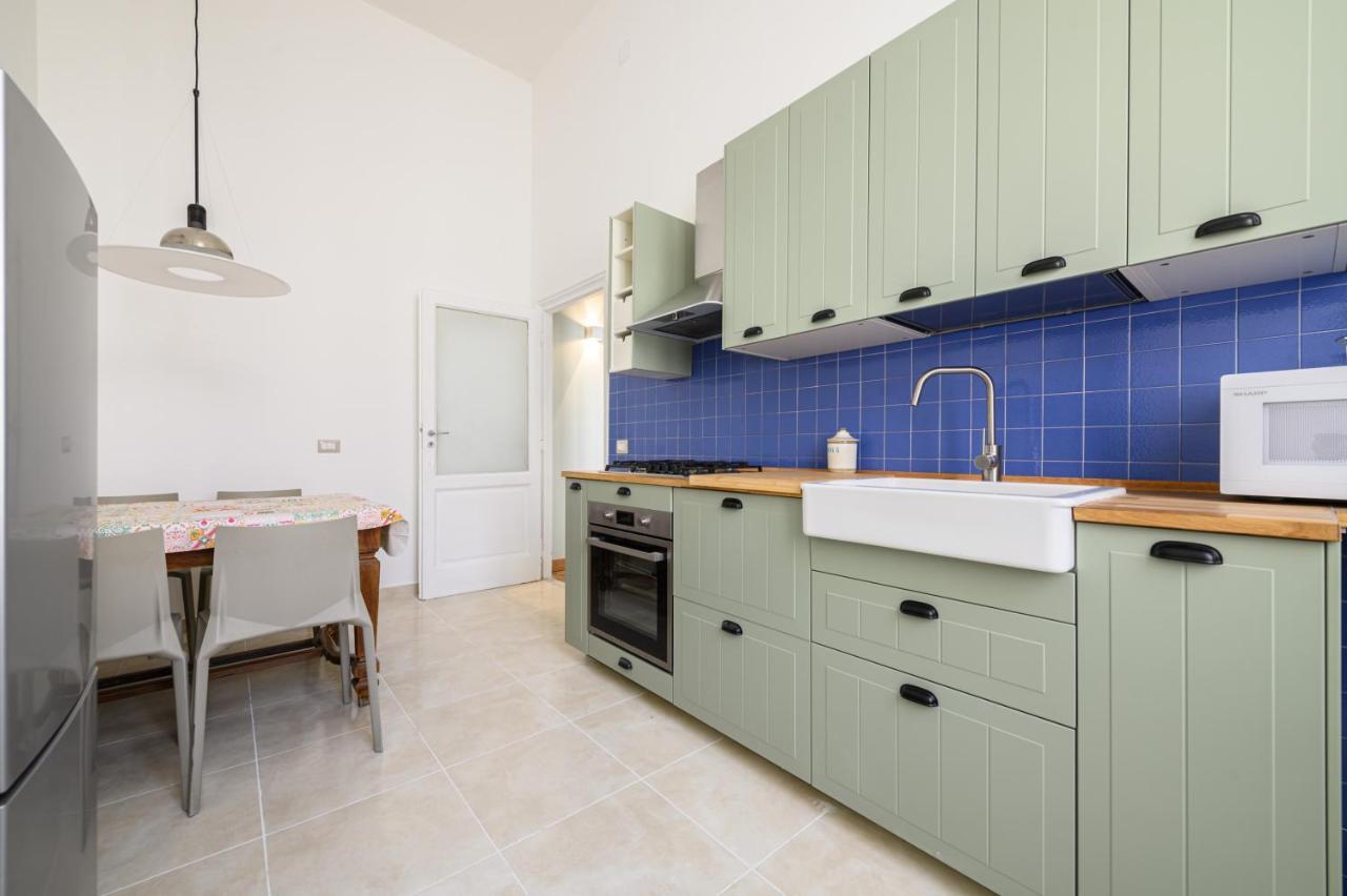 Via Cairoli 60 Apartman Nápoly Kültér fotó